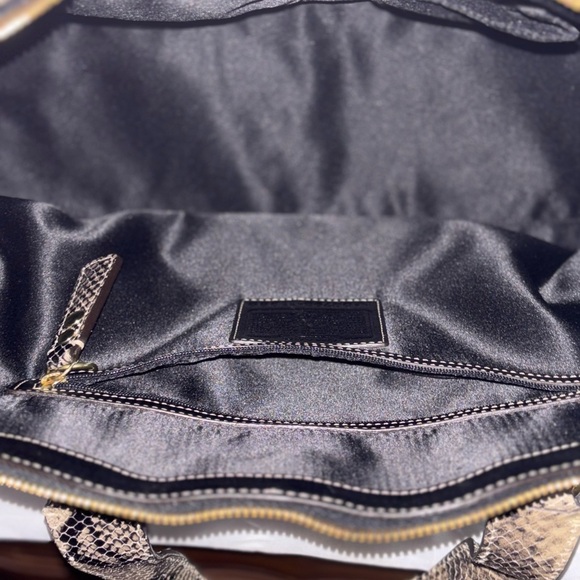 Coach Hampton Miranda Snake print limited edition Rare in pristine condition - Picture 5 of 8
